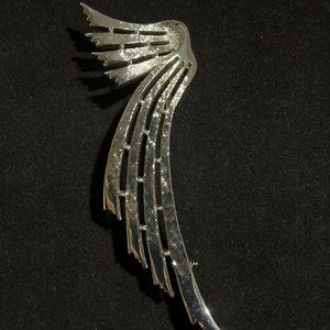 Vintage Silver Tone Ribbon Brooch (340)